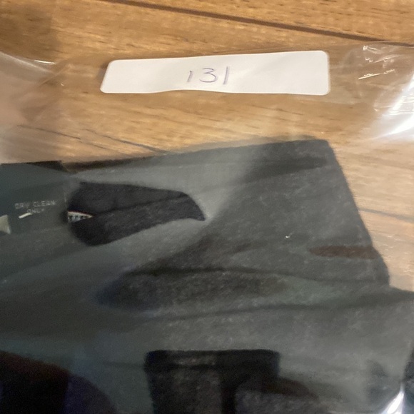 Old Navy Clothing Co Vintage Wool Blend Gray Mini Skirt Size 4 - Picture 11 of 11